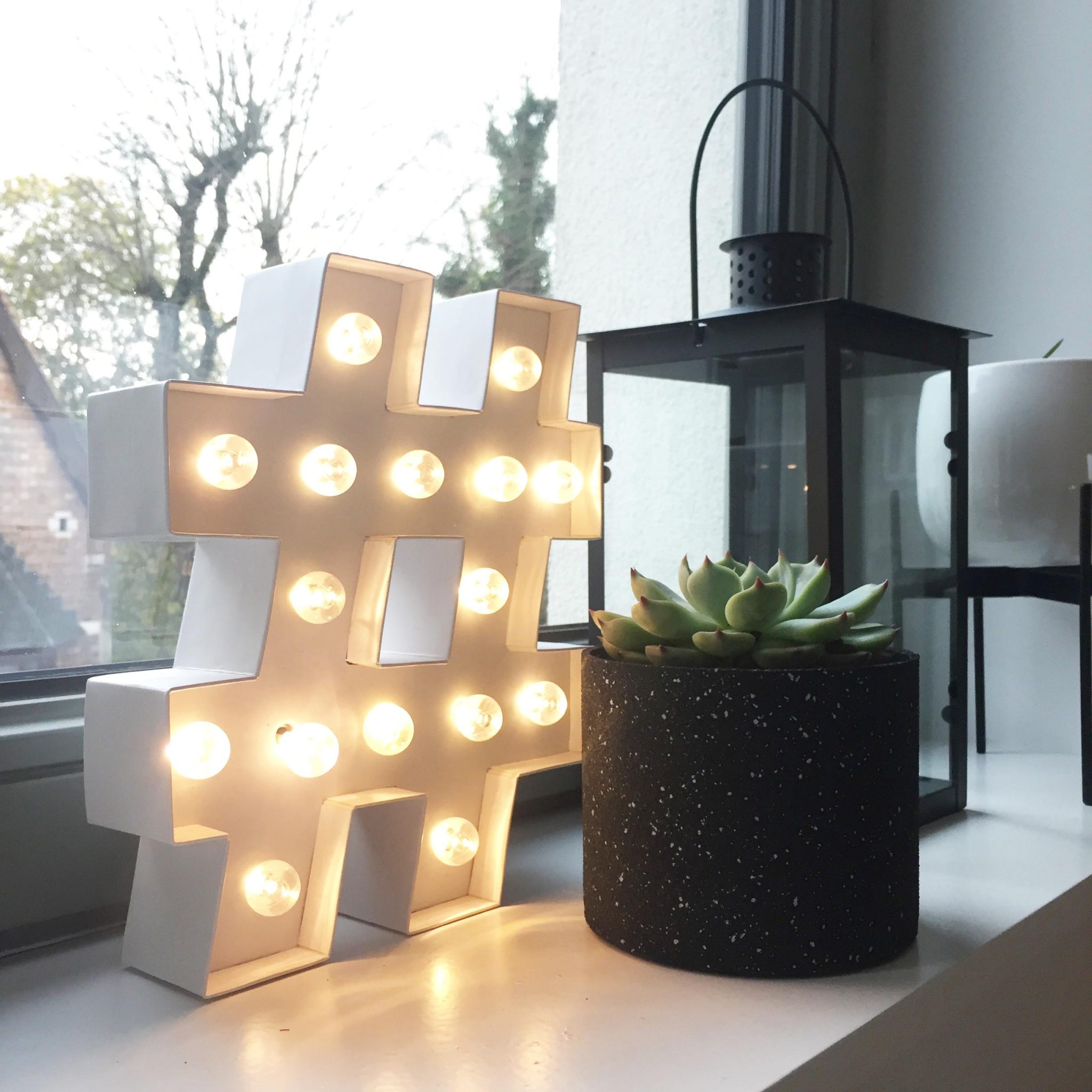 Lettre Lumineuse hashtag # blanc led