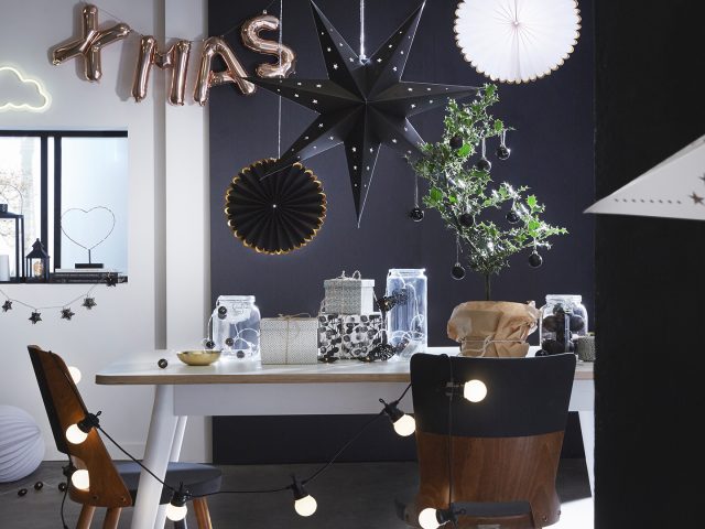 décoration noel noir blanc tendance 2018 2017 skylantern lampions cuivre