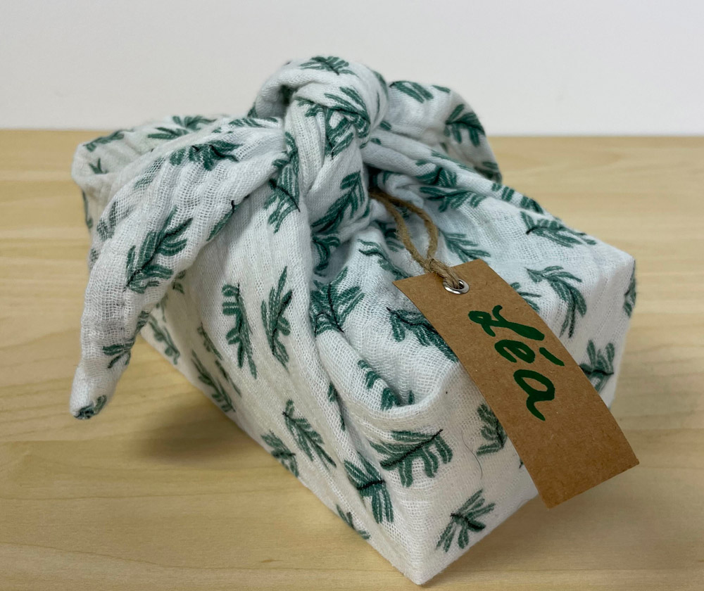 emballage cadeau ecologique furoshiki japonais tissu reutilisable