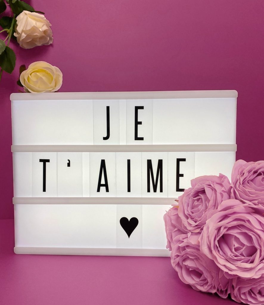 lightbox boite lumineuse a message pour la saint valentin