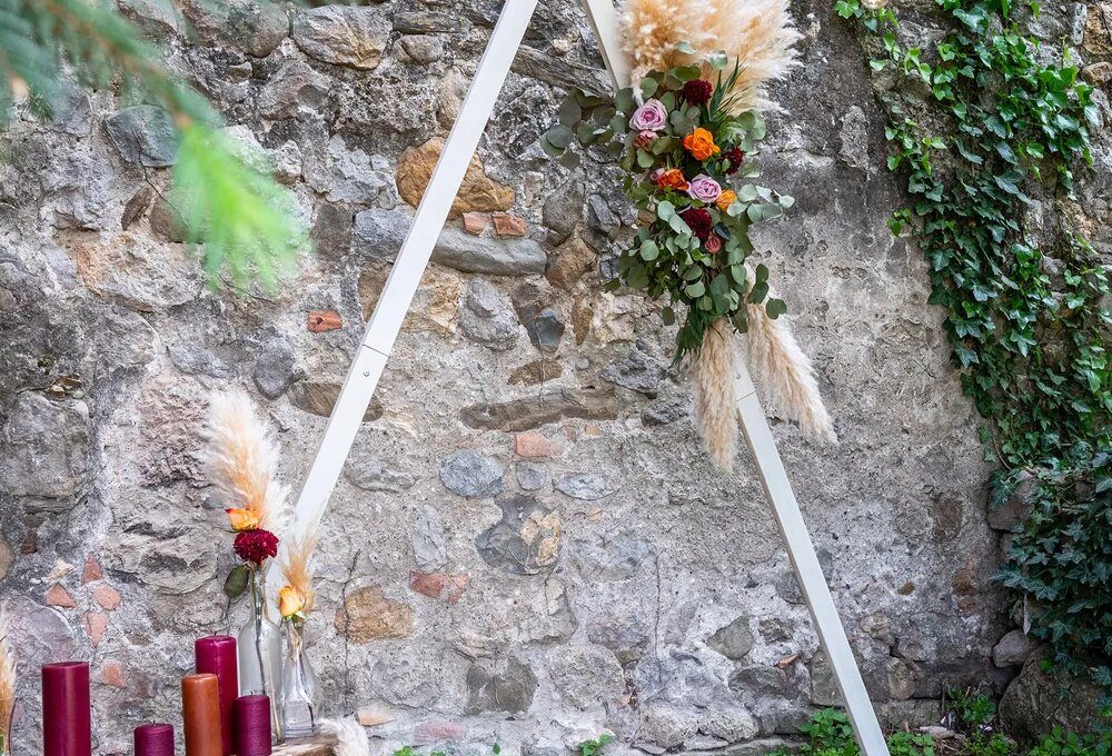 Des idées pour créer l’arche de mariage bohème idéale !