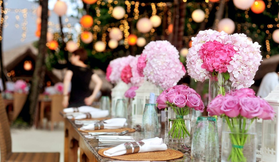 Quelques idées pour la décoration d’une salle de mariage à l’ambiance romantique